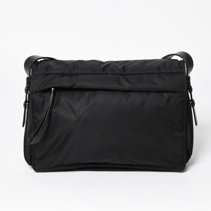 極美品 PRADA プラダ ポコノ ショルダーバッグ トライアングルロゴ 三角ロゴ ナイロン ブラック シルバー金具 中古 4a006214
