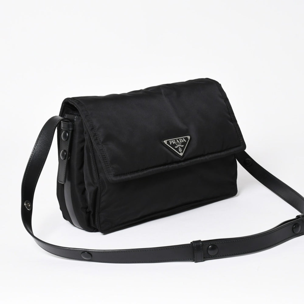 Very Good Condition PRADA Prada Pocono Shoulder Bag Triangle Logo Triangle Logo Nylon Black Silver Hardware Used 4a006214