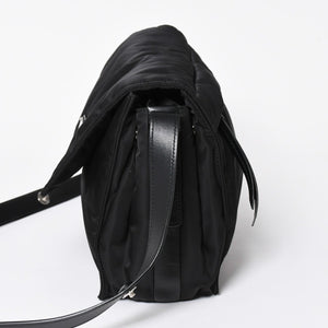 極美品 PRADA プラダ ポコノ ショルダーバッグ トライアングルロゴ 三角ロゴ ナイロン ブラック シルバー金具 中古 4a006214
