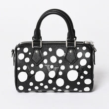 Load the image into the gallery viewer. 新品同様 LOUIS VUITTON ルイヴィトン ナノ スピーディー ハンドバッグ 草間彌生 モノグラム アンプラント M81910 ブラック 中古 4a006239