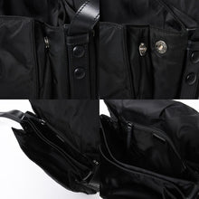 Load the image into the gallery viewer. 極美品 PRADA プラダ ポコノ ショルダーバッグ トライアングルロゴ 三角ロゴ ナイロン ブラック シルバー金具 中古 4a006214