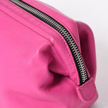 将图片加载到图库查看器中。 CHROME HEARTS クロムハーツ COSMETIC POUCH コスメティック ポーチ CHプラスパッチ 1パッチ ダガー シルバー925 美品 中古 4a006262