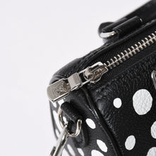 Load the image into the gallery viewer. 新品同様 LOUIS VUITTON ルイヴィトン ナノ スピーディー ハンドバッグ 草間彌生 モノグラム アンプラント M81910 ブラック 中古 4a006239