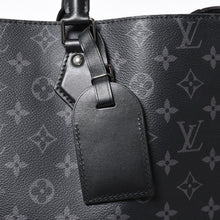 Load the image into the gallery viewer. 極美品 LOUIS VUITTON ルイヴィトン グラン サック トートバッグ M44733 モノグラムエクリプス ブラック シルバー金具 中古 4a006217