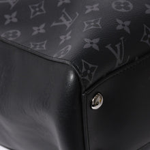 Load the image into the gallery viewer. 極美品 LOUIS VUITTON ルイヴィトン グラン サック トートバッグ M44733 モノグラムエクリプス ブラック シルバー金具 中古 4a006217