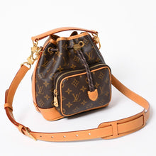 Load the image into the gallery viewer. 極美品 LOUIS VUITTON ルイヴィトン ノエ カーゴ バケットバッグ ショルダーバッグ M14017 ブラウン ゴールド金具 中古 4a006240