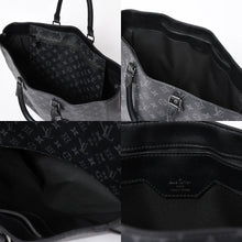 Load the image into the gallery viewer. 極美品 LOUIS VUITTON ルイヴィトン グラン サック トートバッグ M44733 モノグラムエクリプス ブラック シルバー金具 中古 4a006217