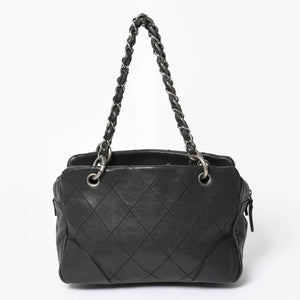 極美品 CHANEL シャネル ワイルドステッチ チェーントートバッグ 10番台 ココマーク キャビアスキン ブラック 中古 4a006232