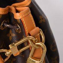 Load the image into the gallery viewer. 極美品 LOUIS VUITTON ルイヴィトン ノエ カーゴ バケットバッグ ショルダーバッグ M14017 ブラウン ゴールド金具 中古 4a006240