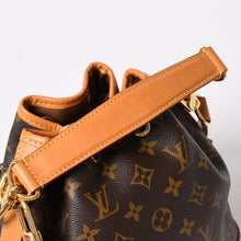 Load the image into the gallery viewer. 極美品 LOUIS VUITTON ルイヴィトン ノエ カーゴ バケットバッグ ショルダーバッグ M14017 ブラウン ゴールド金具 中古 4a006240