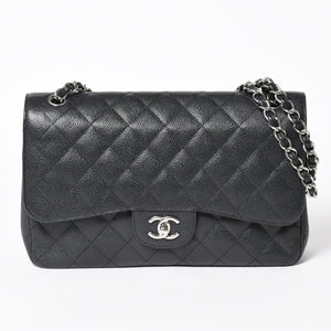 極美品 CHANEL シャネル デカマトラッセ30 Wフラップ Wチェーンショルダーバッグ 16番台 ココマーク キャビアスキン ブラック 中古 4a006242