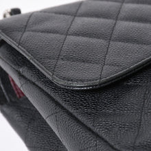 Load the image into the gallery viewer. 極美品 CHANEL シャネル デカマトラッセ30 Wフラップ Wチェーンショルダーバッグ 16番台 ココマーク キャビアスキン ブラック 中古 4a006242