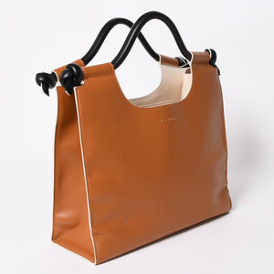 極美品 MARNI マルニ レザーハンドバッグ BMMP0057Q0 ブラウン ブラック アイボリー イタリア製 ゴールド金具 中古 4a006211