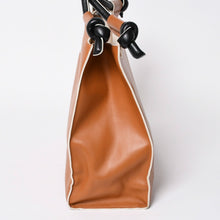 Load the image into the gallery viewer. 極美品 MARNI マルニ レザーハンドバッグ BMMP0057Q0 ブラウン ブラック アイボリー イタリア製 ゴールド金具 中古 4a006211