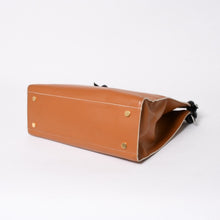 Load the image into the gallery viewer. 極美品 MARNI マルニ レザーハンドバッグ BMMP0057Q0 ブラウン ブラック アイボリー イタリア製 ゴールド金具 中古 4a006211