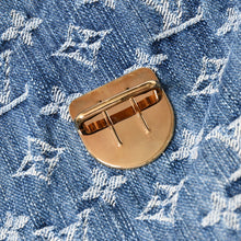Load the image into the gallery viewer. 新品同様品 LOUIS VUITTON ルイヴィトン ハンドバッグ ミニプリーティ デニム ブルー モノグラムデニム M95050 中古 4a006256