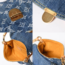 Load the image into the gallery viewer. 新品同様品 LOUIS VUITTON ルイヴィトン ハンドバッグ ミニプリーティ デニム ブルー モノグラムデニム M95050 中古 4a006256