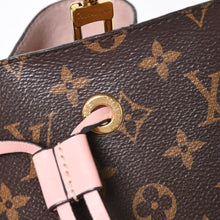 Load the image into the gallery viewer. 極美品 LOUIS VUITTON ルイヴィトン ネオノエMM ショルダーバッグ M44022 モノグラム ブラウン ピンク ゴールド金具 中古 4a006208