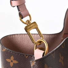 Load the image into the gallery viewer. 極美品 LOUIS VUITTON ルイヴィトン ネオノエMM ショルダーバッグ M44022 モノグラム ブラウン ピンク ゴールド金具 中古 4a006208