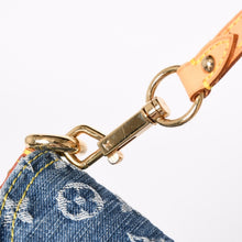 Load the image into the gallery viewer. 新品同様品 LOUIS VUITTON ルイヴィトン ハンドバッグ ミニプリーティ デニム ブルー モノグラムデニム M95050 中古 4a006256
