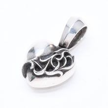 将图片加载到图库查看器中。 極美品 CHROME HEARTS クロムハーツ HEART WITH JUMP RING ハート ウィズ ジャンプリング ペンダントトップ 重量約12.84 中古 4a006264