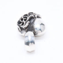 将图片加载到图库查看器中。 極美品 CHROME HEARTS クロムハーツ HEART WITH JUMP RING ハート ウィズ ジャンプリング ペンダントトップ 重量約12.84 中古 4a006264