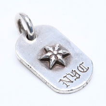 Load the image into the gallery viewer. CHROME HEARTS クロムハーツ RAISED STAR DOGTAG NYC レイズドスター ドッグタグ ペンダントトップ NYC限定 重量11.11g 美品 中古 4a006270