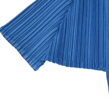Load the image into the gallery viewer. 極美品 ISSEI MIYAKE イッセイミヤケ PLEATS PLEASE プリーツプリーズ トップス 半袖 ブルー サイズ4 中古 4a006118