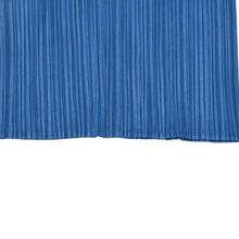 Load the image into the gallery viewer. 極美品 ISSEI MIYAKE イッセイミヤケ PLEATS PLEASE プリーツプリーズ トップス 半袖 ブルー サイズ4 中古 4a006118