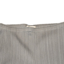 Load the image into the gallery viewer. ISSEI MIYAKE イッセイミヤケ PLEATS PLEASE プリーツプリーズ パンツ ボトムス グレー 美品 中古 4a006119