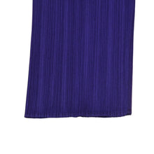 Load the image into the gallery viewer. 極美品 ISSEI MIYAKE イッセイミヤケ PLEATS PLEASE プリーツプリーズ パンツ ボトムス パープル 中古 4a006116
