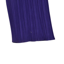 Load the image into the gallery viewer. 極美品 ISSEI MIYAKE イッセイミヤケ PLEATS PLEASE プリーツプリーズ パンツ ボトムス パープル 中古 4a006116
