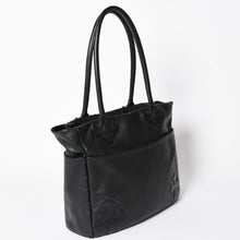 画像をギャラリービューアに読み込む, 極美品 CHROME HEARTS クロムハーツ TOTE 4 POCKET 4ポケット レザートートバッグ CHクロスパッチ 4パッチ ダガー ブラック 中古 4a006275