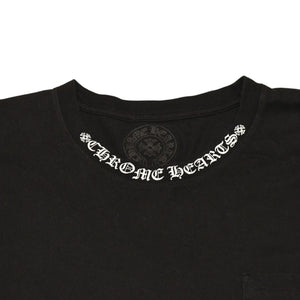 極美品 CHROME HEARTS クロムハーツ 半袖Tシャツ サイズXXL ネックロゴ オールドイングリッシュ スクロールラベル ブラック 中古 4a006276
