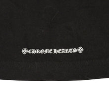画像をギャラリービューアに読み込む, 極美品 CHROME HEARTS クロムハーツ 半袖Tシャツ サイズXXL ネックロゴ オールドイングリッシュ スクロールラベル ブラック 中古 4a006276