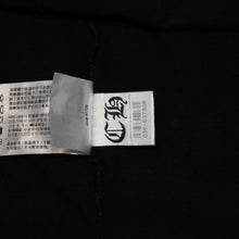 画像をギャラリービューアに読み込む, 極美品 CHROME HEARTS クロムハーツ 半袖Tシャツ サイズXXL ネックロゴ オールドイングリッシュ スクロールラベル ブラック 中古 4a006276