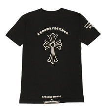 将图片加载到图库查看器中。 CHROME HEARTS クロムハーツ × KYOSUKE HIMURO 氷室京介 半袖Tシャツ サイズS CHクロス ライブ限定 ヒムロック 美品 中古 4a006283