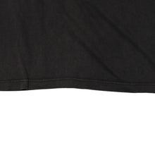 Load the image into the gallery viewer. CHROME HEARTS クロムハーツ オールド 半袖Tシャツ サイズS NYC限定 オールドイングリッシュ ネックロゴ ブラック 美品 中古 4a006280