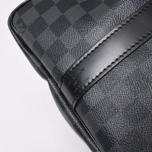 新品同様品 LOUIS VUITTON ルイヴィトン キーポルバンドリエール45 M40569 モノグラムエクリプスキャンバス ブラック レザー 中古 4a006508