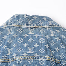 画像をギャラリービューアに読み込む, 極美品 Louis Vuitton ルイヴィトン モノグラム デニムジャケット 08ss RW052W WHJA01CF7 ブルー サイズ38 中古 4a006349