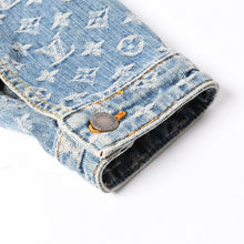画像をギャラリービューアに読み込む, 極美品 Louis Vuitton ルイヴィトン モノグラム デニムジャケット 08ss RW052W WHJA01CF7 ブルー サイズ38 中古 4a006349
