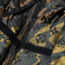 将图片加载到图库查看器中。 極美品 LOUIS VUITTON ルイヴィトン ダウンジャケット 中綿ジャケット カモフラージュ 村上隆 サイズ6 カシミヤ 迷彩 中古 4a005712
