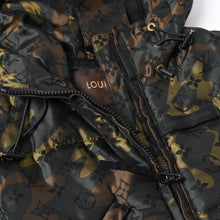 将图片加载到图库查看器中。 極美品 LOUIS VUITTON ルイヴィトン ダウンジャケット 中綿ジャケット カモフラージュ 村上隆 サイズ6 カシミヤ 迷彩 中古 4a005712