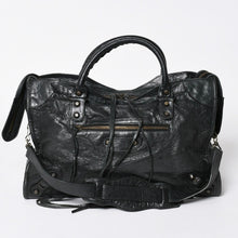 将图片加载到图库查看器中。 極美品 BALENCIAGA バレンシアガ ザ・シティ 115748 ブラック レザー ブロンズ金具 2WAY ハンドバッグ ショルダーバッグ 中古 4a006503