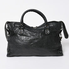 将图片加载到图库查看器中。 極美品 BALENCIAGA バレンシアガ ザ・シティ 115748 ブラック レザー ブロンズ金具 2WAY ハンドバッグ ショルダーバッグ 中古 4a006503