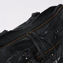 将图片加载到图库查看器中。 極美品 BALENCIAGA バレンシアガ ザ・シティ 115748 ブラック レザー ブロンズ金具 2WAY ハンドバッグ ショルダーバッグ 中古 4a006503