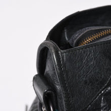 将图片加载到图库查看器中。 極美品 BALENCIAGA バレンシアガ ザ・シティ 115748 ブラック レザー ブロンズ金具 2WAY ハンドバッグ ショルダーバッグ 中古 4a006503