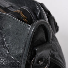 将图片加载到图库查看器中。 極美品 BALENCIAGA バレンシアガ ザ・シティ 115748 ブラック レザー ブロンズ金具 2WAY ハンドバッグ ショルダーバッグ 中古 4a006503