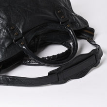 将图片加载到图库查看器中。 極美品 BALENCIAGA バレンシアガ ザ・シティ 115748 ブラック レザー ブロンズ金具 2WAY ハンドバッグ ショルダーバッグ 中古 4a006503