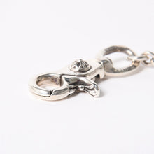 Load the image into the gallery viewer. 極美品 CHROME HEARTS クロムハーツ 1ボール ショート 1クリップ #2 クロスボール ウォレットチェーン 重量約128.17g 全長約43cm 中古 4a006325